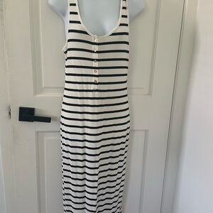 H&M Striped Black and White Sleeveless Dress